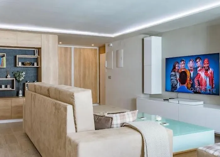 First Line In * Marbella